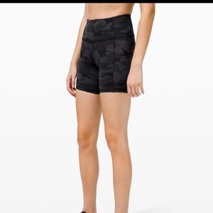 lululemon camo shorts